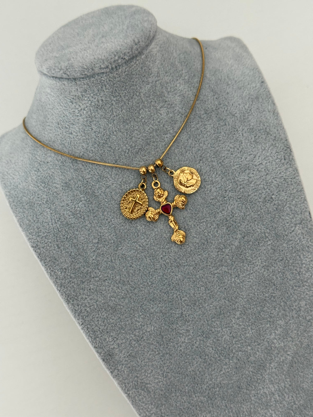 Collana multicharms