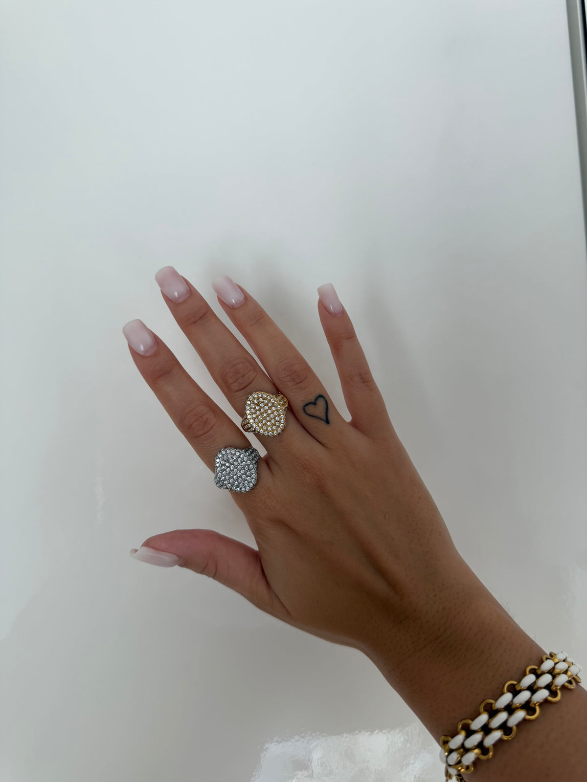 Anello oval