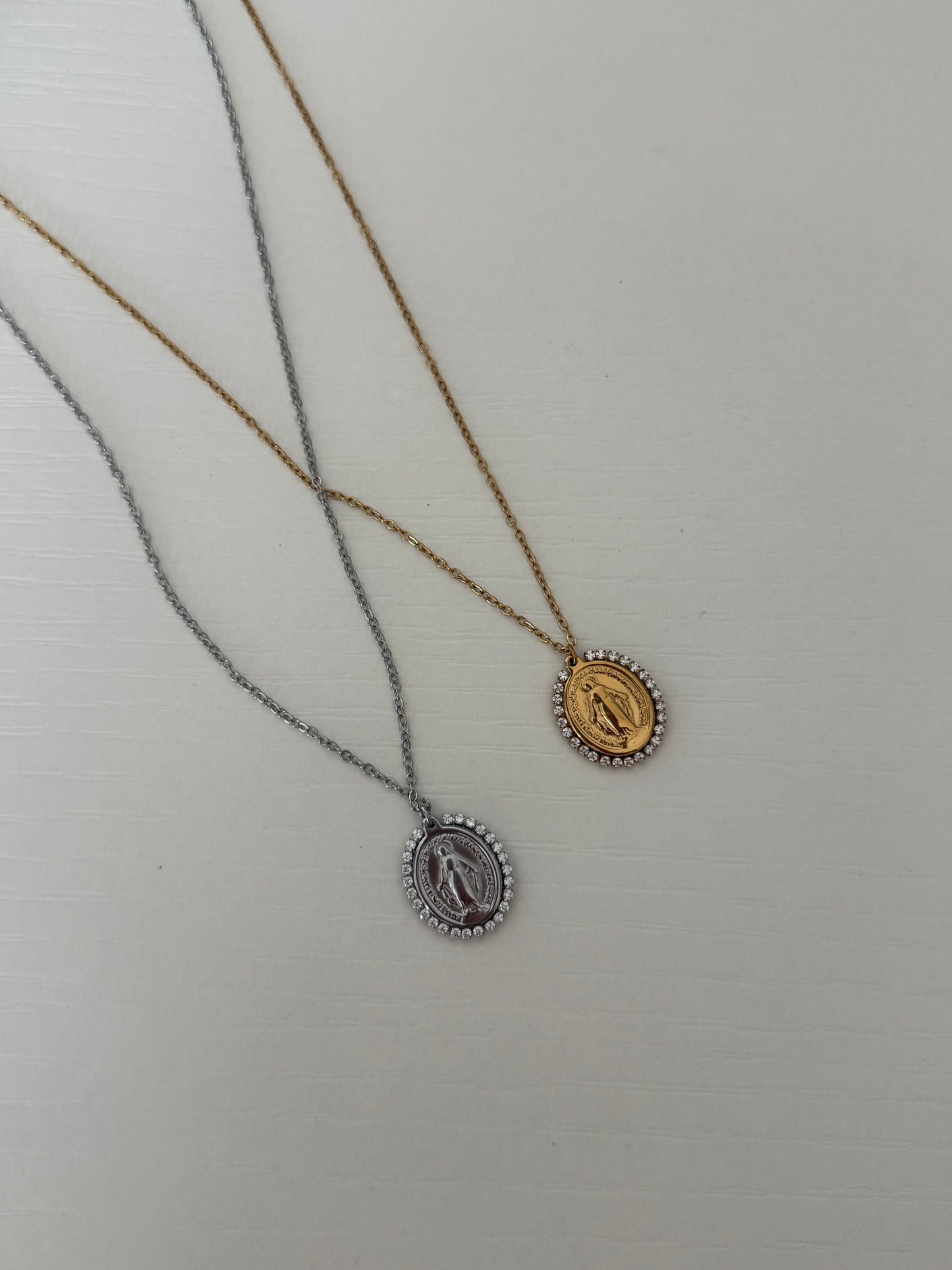 Collana madonnina