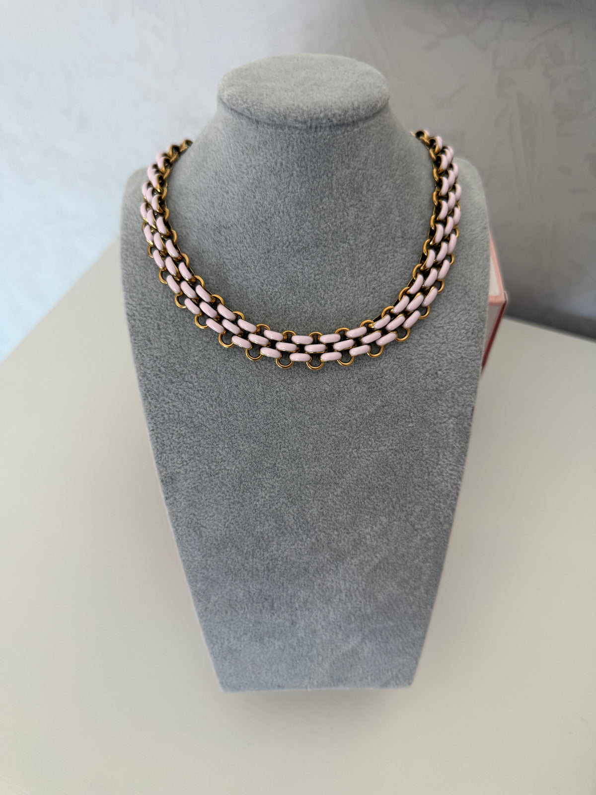 Collana manetta rosa