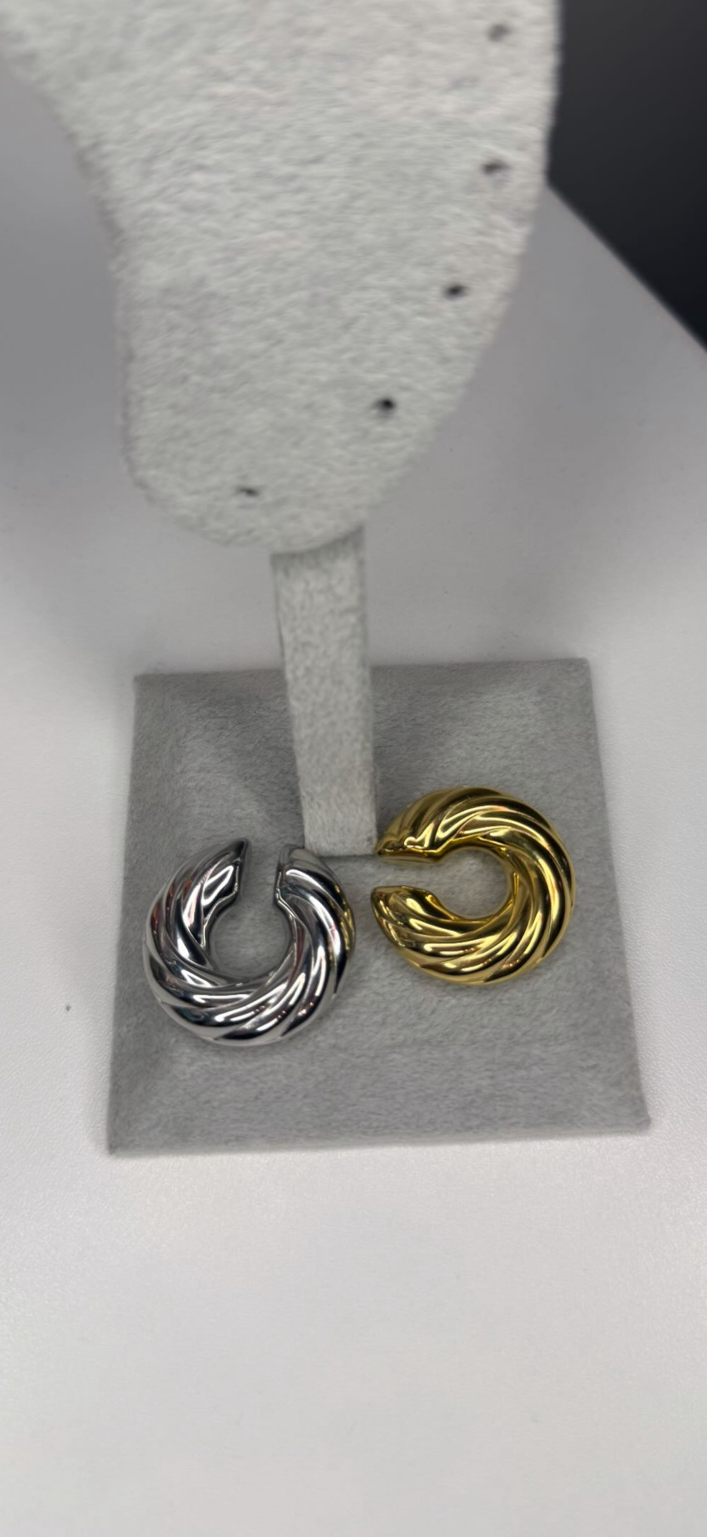 Ear cuff big torchon