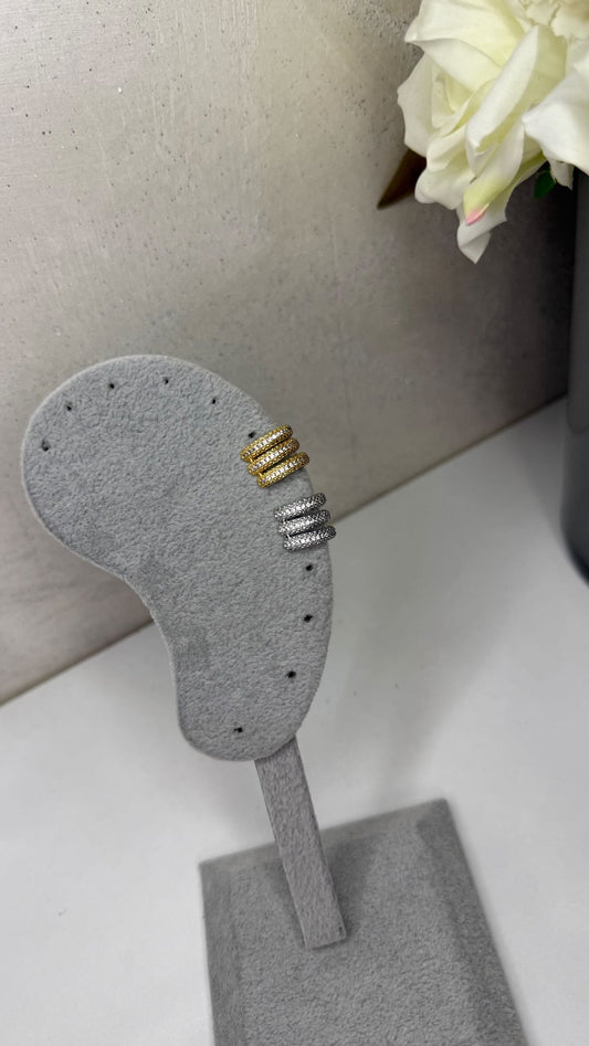 Ear cuff tris